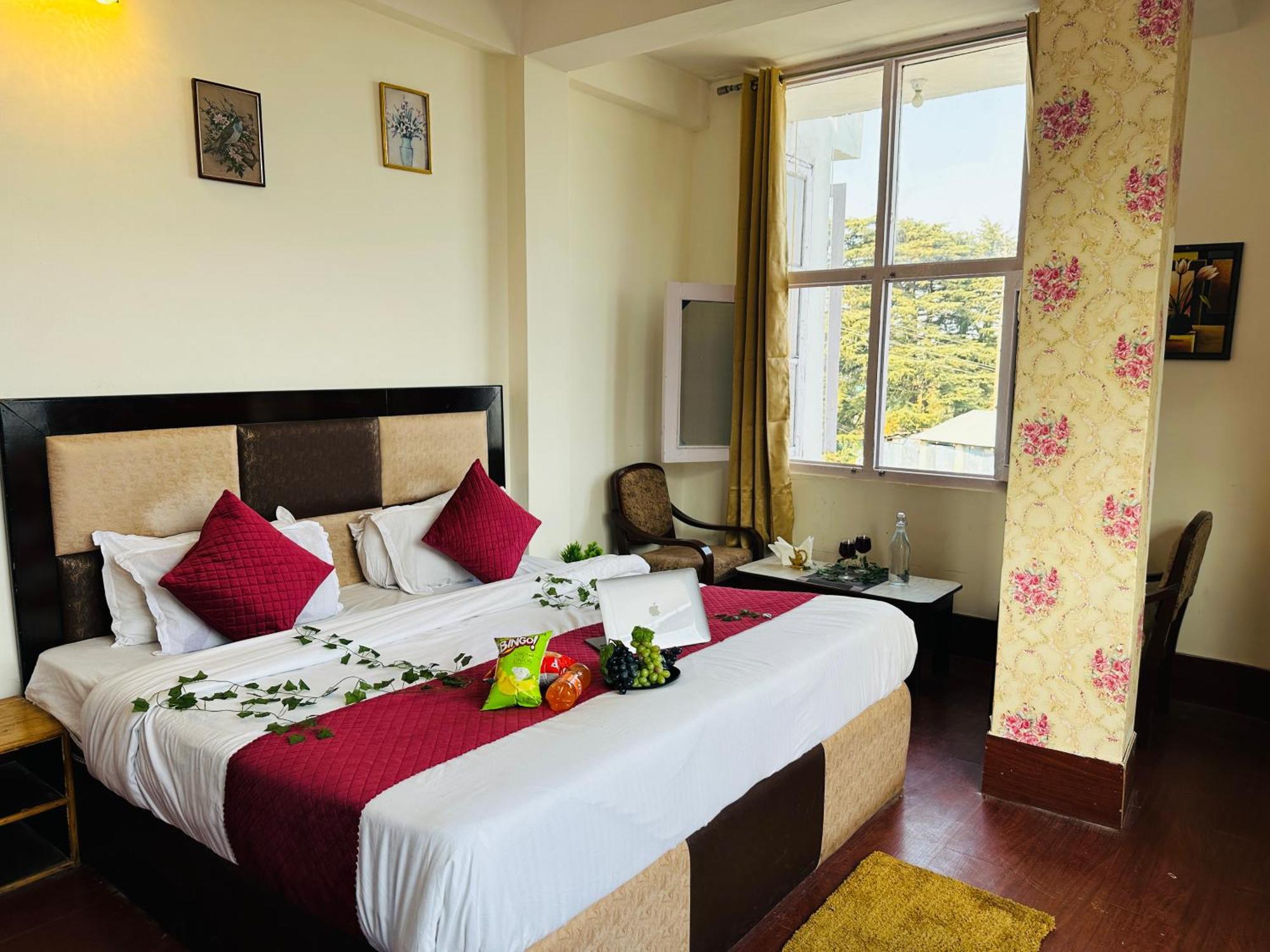 Hotel Mini Switzerland In Dalhousie Exterior foto