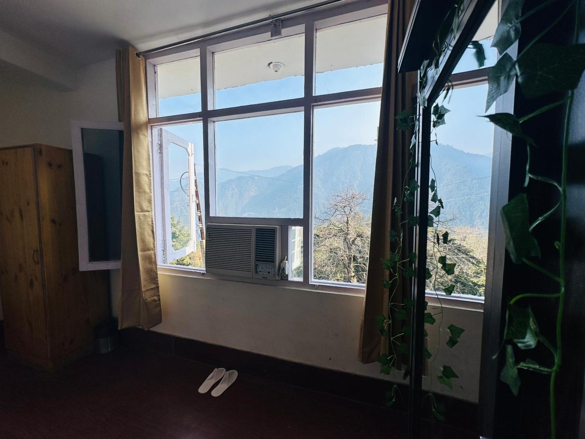 Hotel Mini Switzerland In Dalhousie Exterior foto